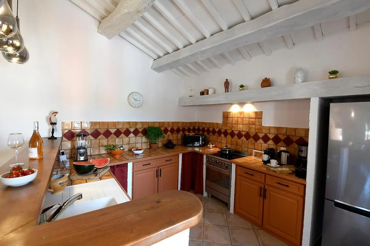 Gite Des Demoiselles En Luberon Roussillon  Holiday home Roussillon (Vaucluse)